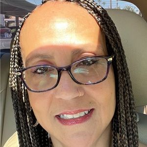 Meet your Posher, Diane